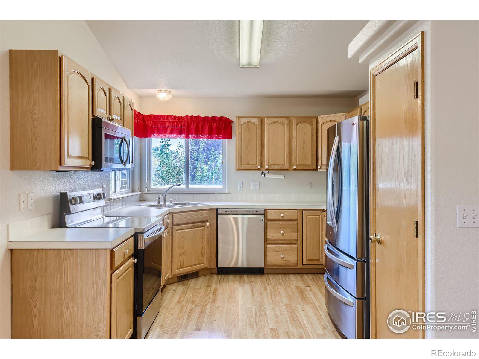 MLS Image #7 for 4232  florence drive,loveland, Colorado