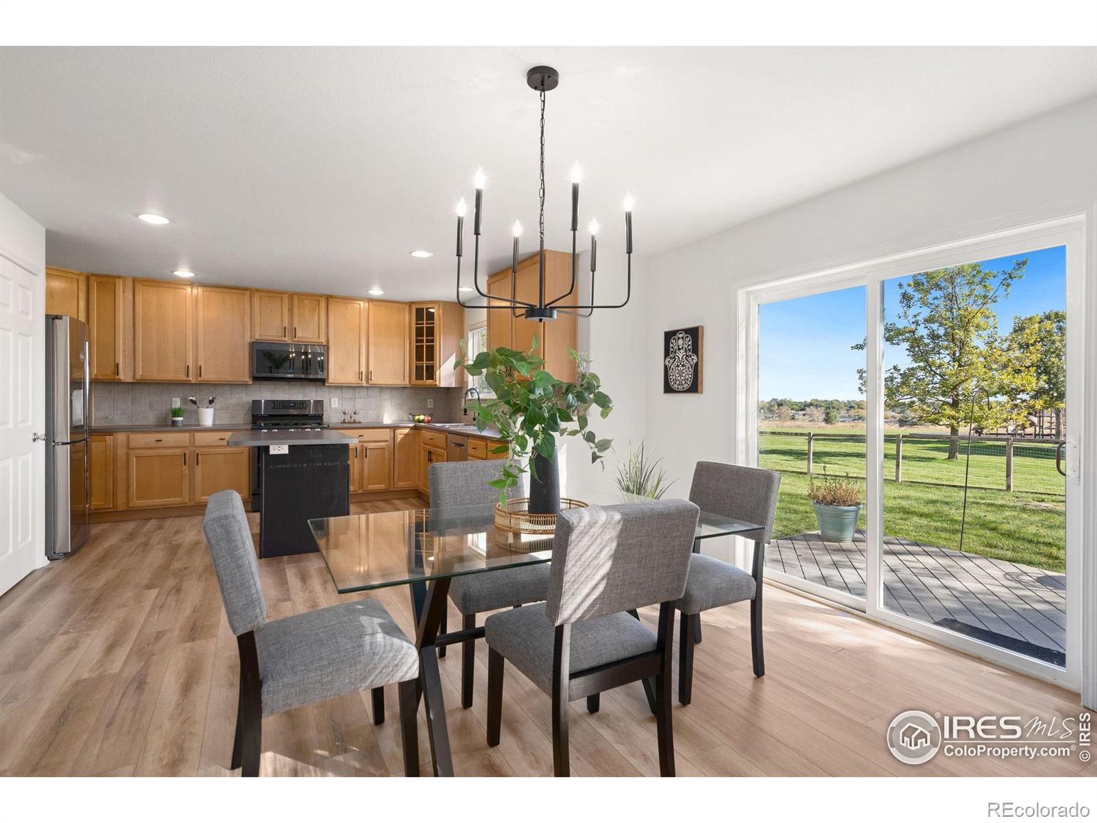 MLS Image #10 for 215  triangle drive,fort collins, Colorado