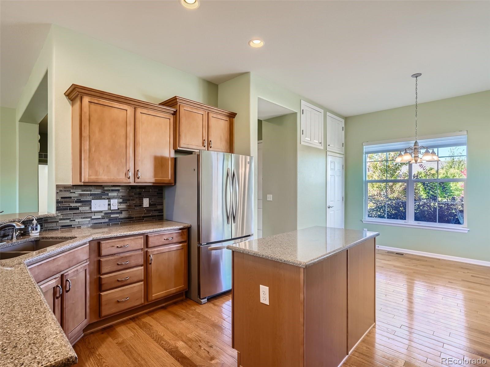 MLS Image #10 for 16082  torreys way,broomfield, Colorado