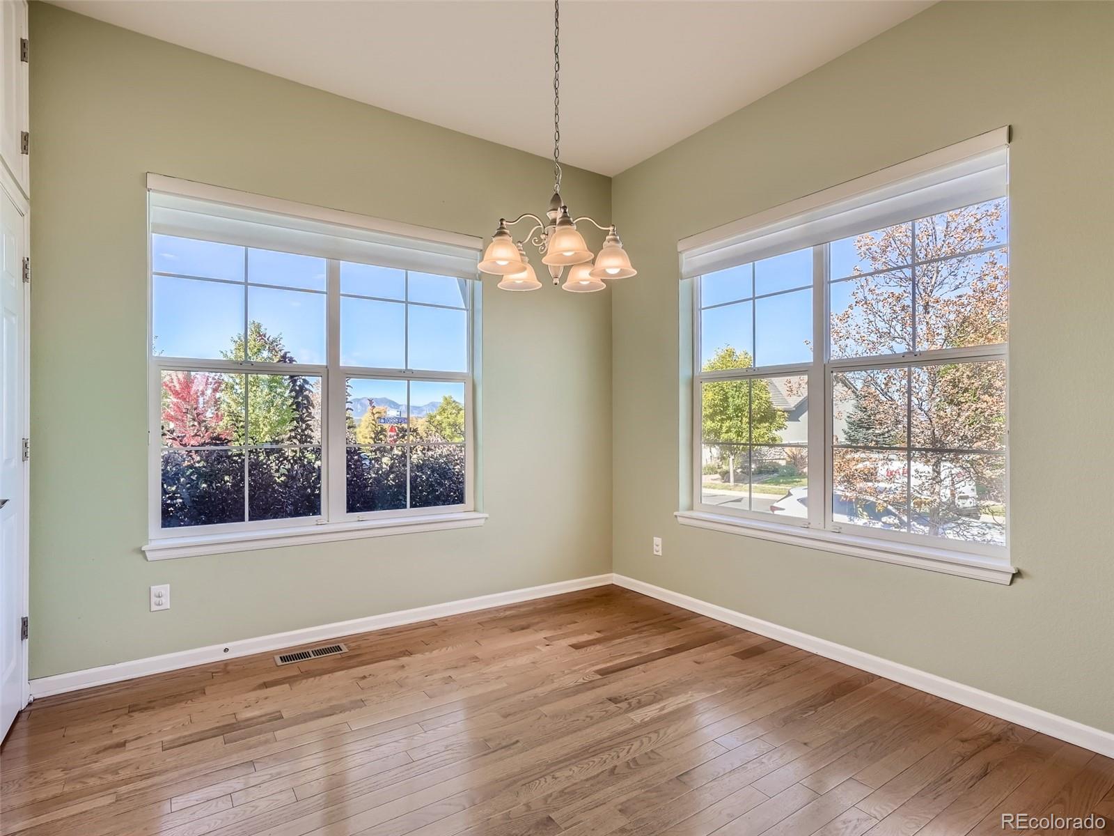 MLS Image #11 for 16082  torreys way,broomfield, Colorado