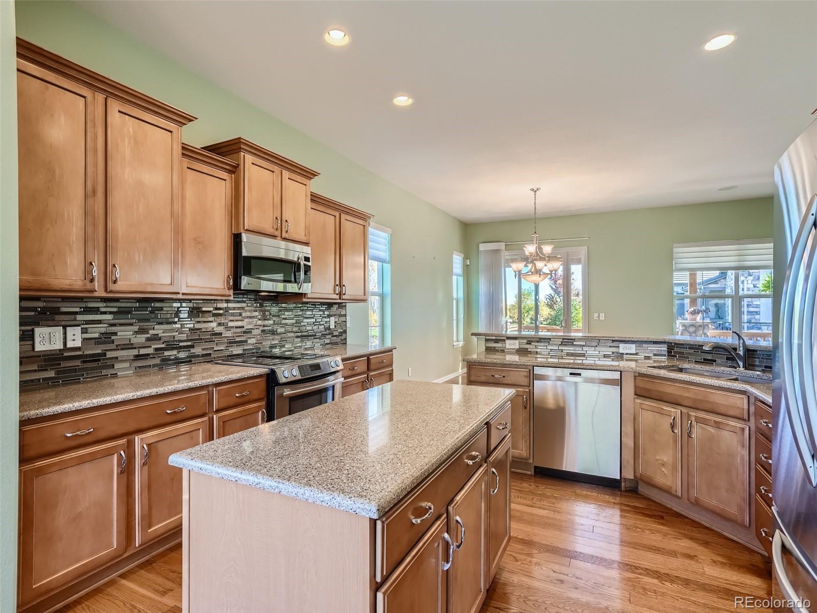 MLS Image #9 for 16082  torreys way,broomfield, Colorado