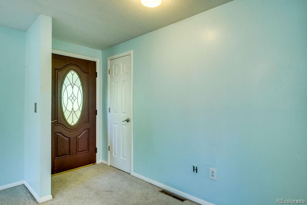 MLS Image #4 for 907  granite court,longmont, Colorado