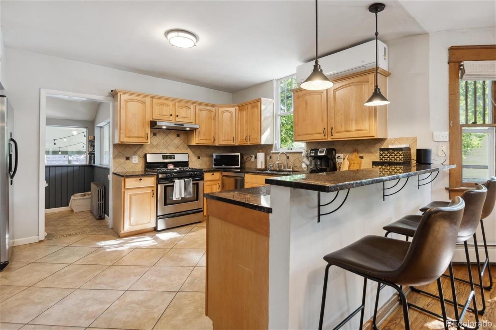 MLS Image #10 for 4500  beach court,denver, Colorado