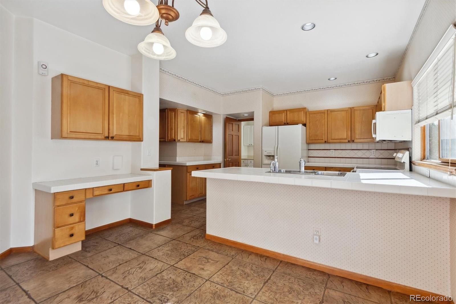 MLS Image #10 for 15972 w 66th circle,arvada, Colorado