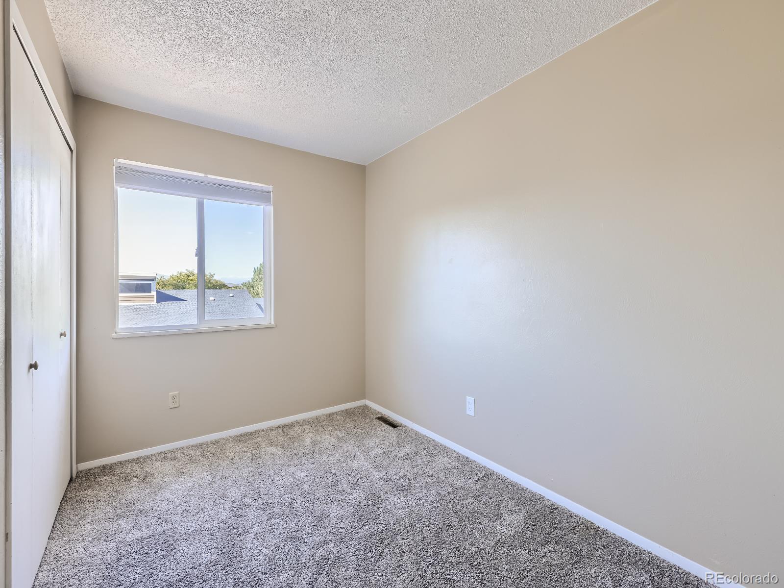 MLS Image #11 for 2125 e 103rd place,thornton, Colorado