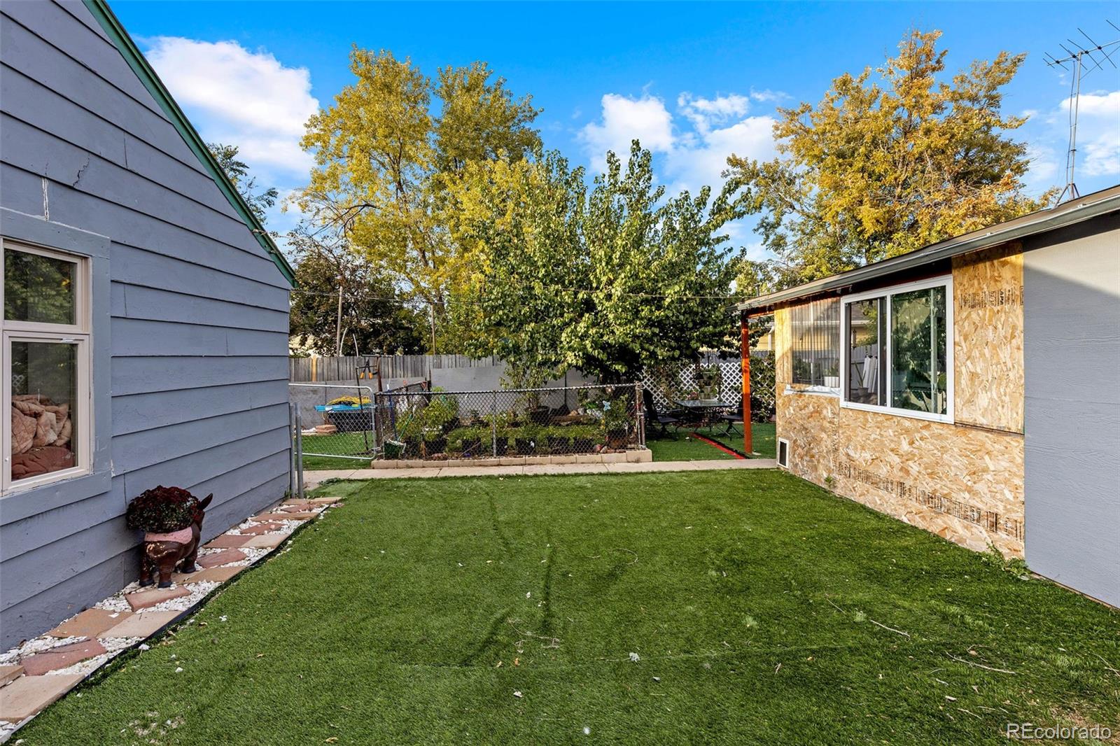 MLS Image #12 for 1217  newark street,aurora, Colorado