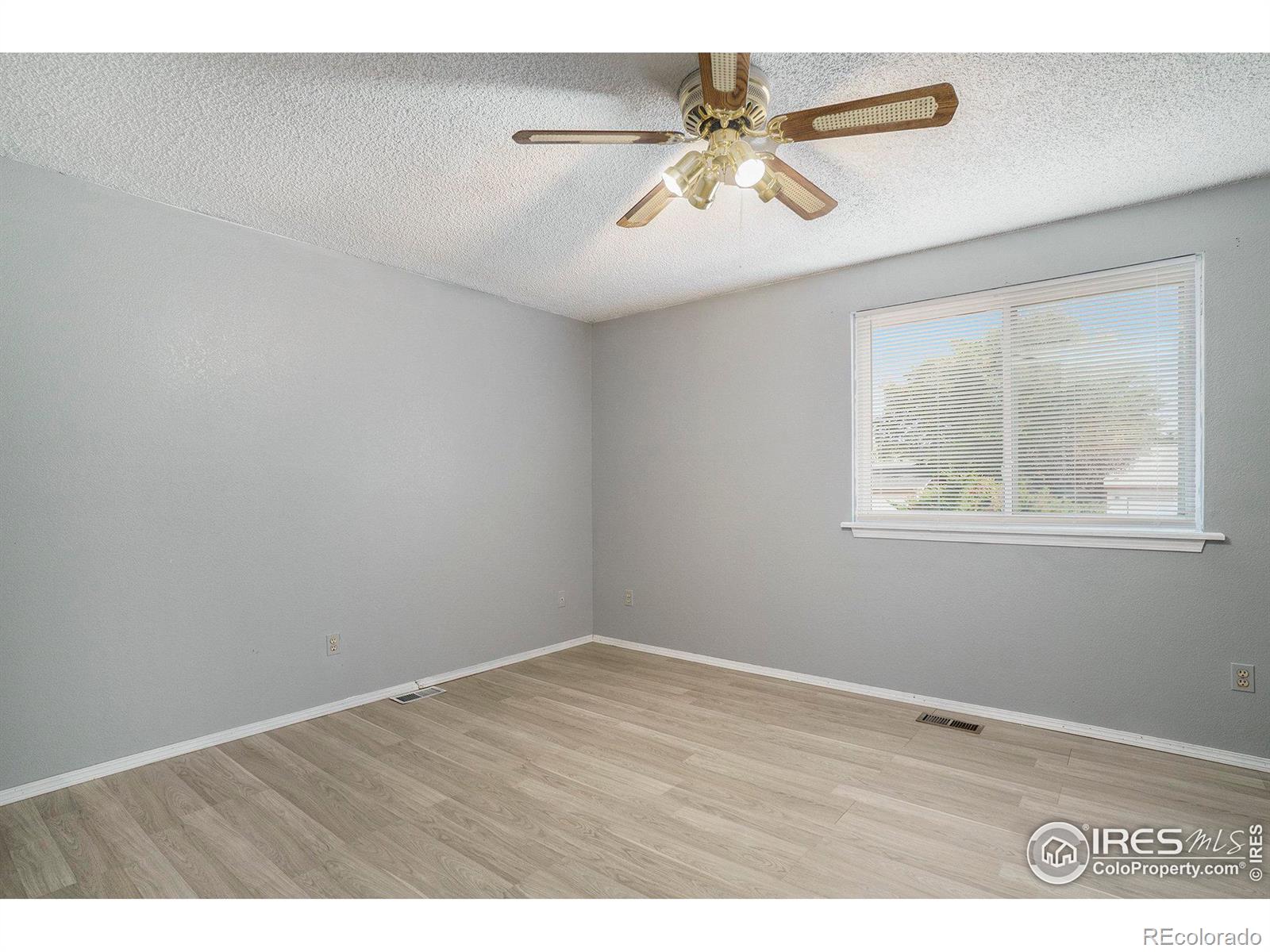 MLS Image #13 for 3501  burlington avenue,evans, Colorado