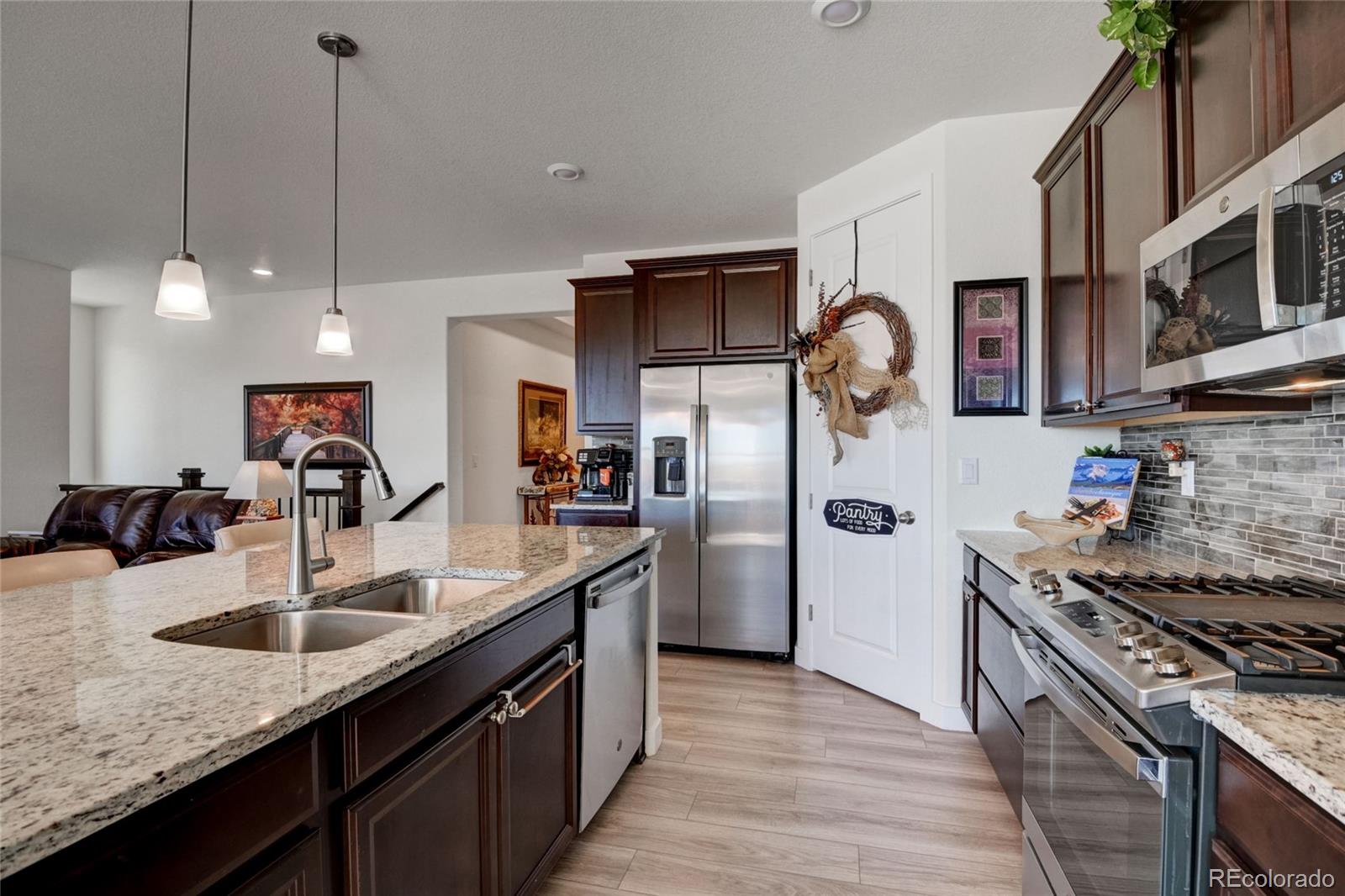 MLS Image #8 for 28016 e alder drive,aurora, Colorado