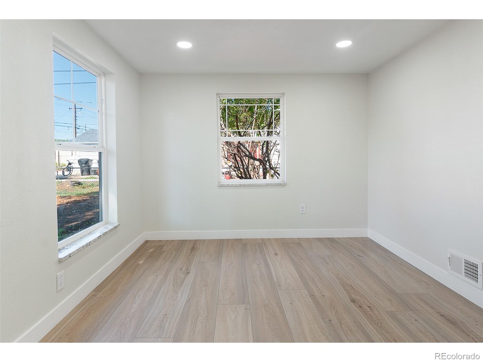 MLS Image #22 for 1253 s quitman street,denver, Colorado