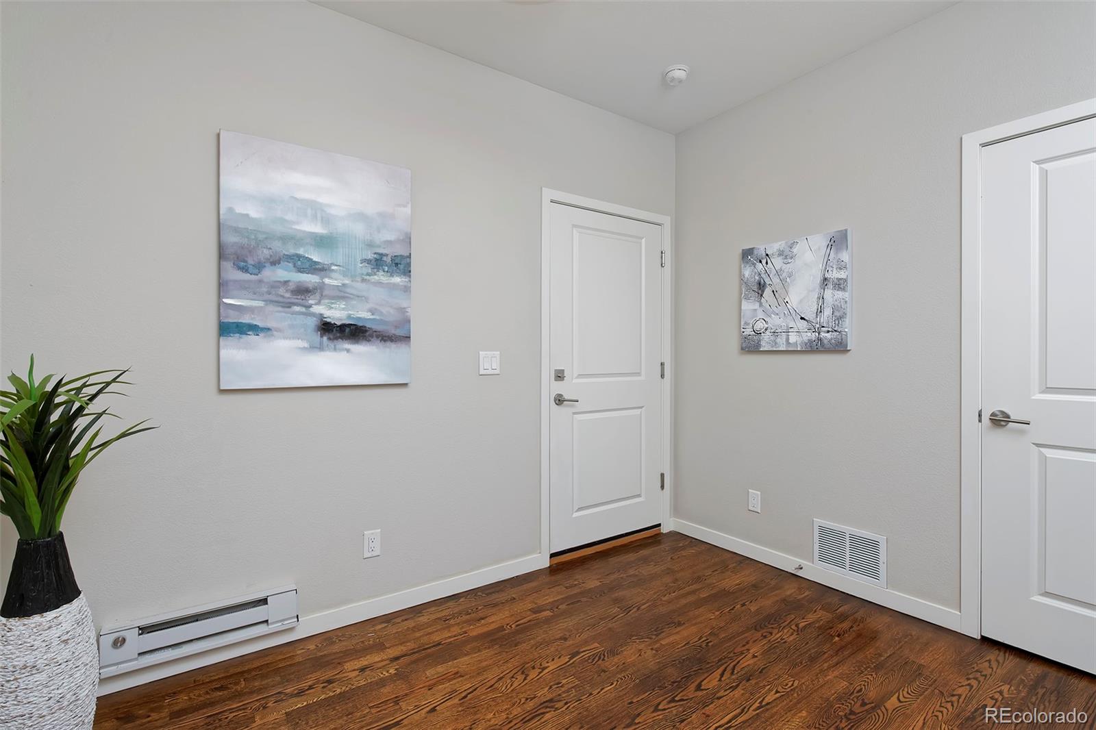 MLS Image #4 for 2180 s josephine street,denver, Colorado