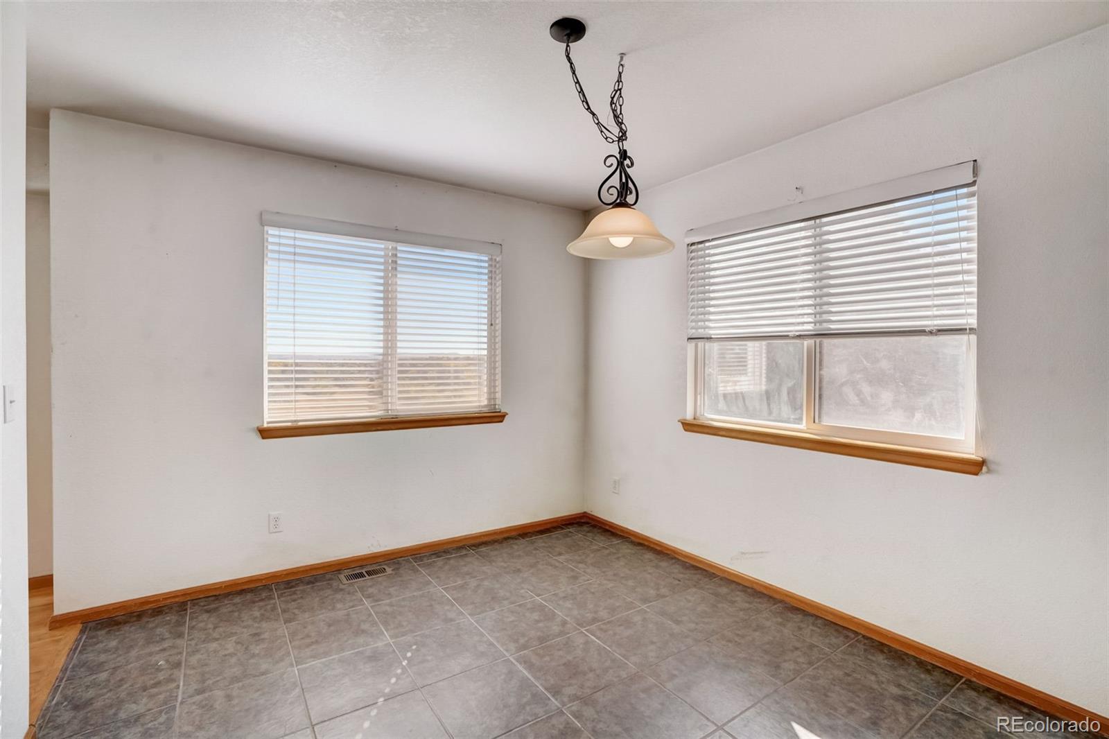 MLS Image #14 for 6590 s simms way,littleton, Colorado