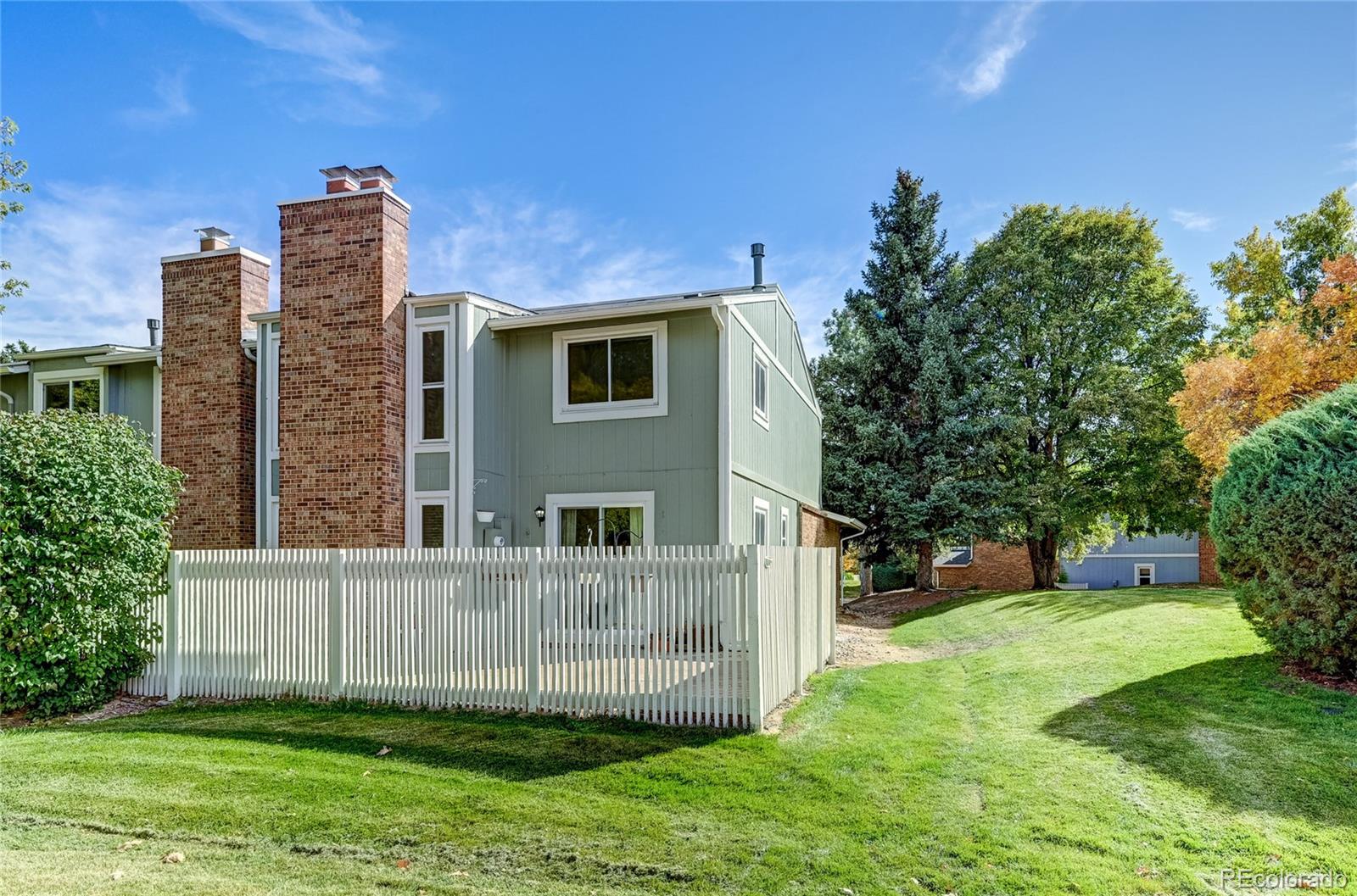 MLS Image #3 for 3012 s macon circle,aurora, Colorado