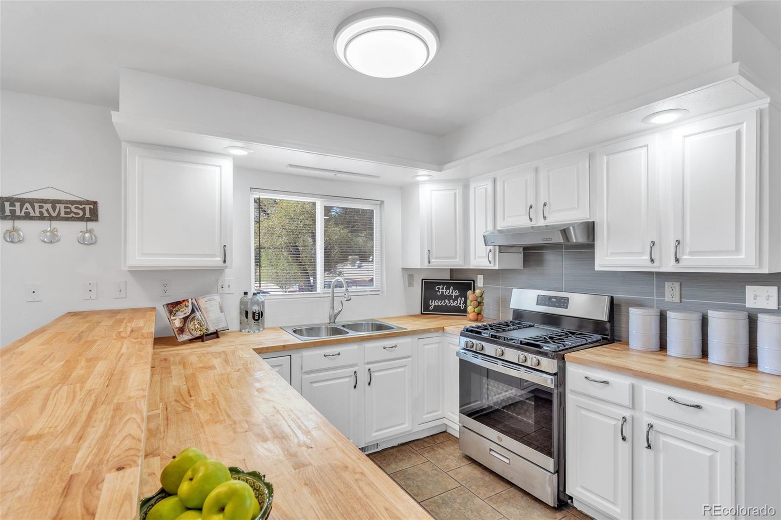 MLS Image #10 for 328  avondale street,avondale, Colorado