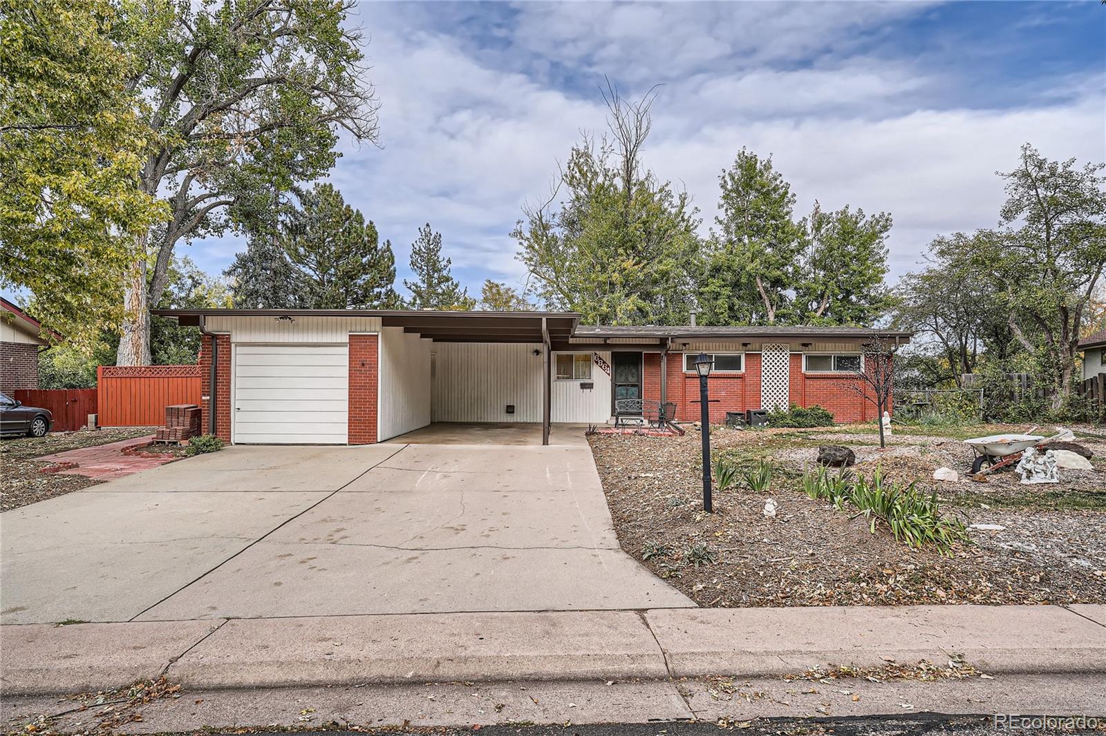 MLS Image #0 for 6864 s prince way,littleton, Colorado