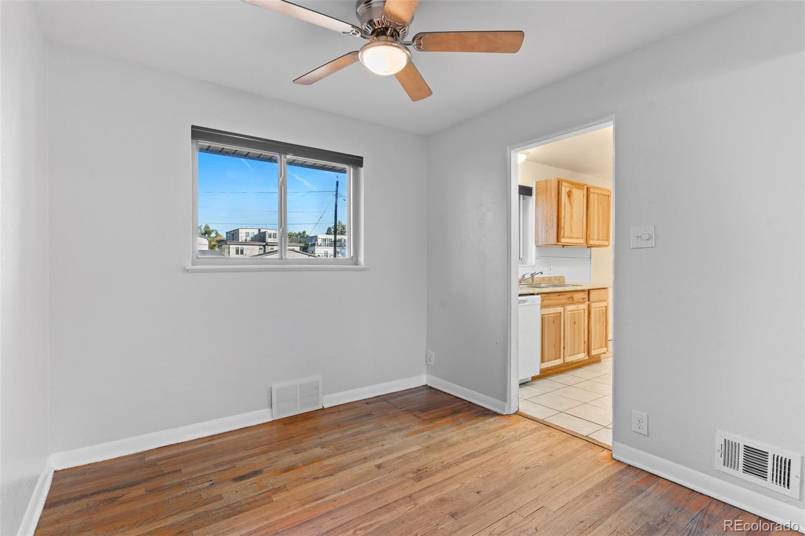 MLS Image #5 for 2184  king street,denver, Colorado