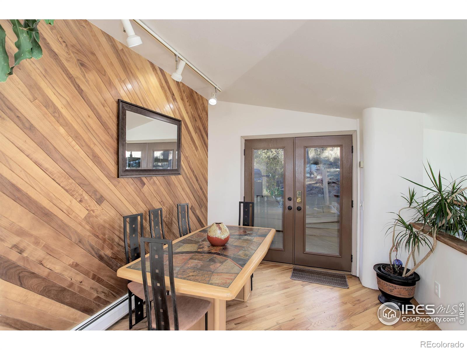 MLS Image #3 for 8493  stoneridge terrace,boulder, Colorado