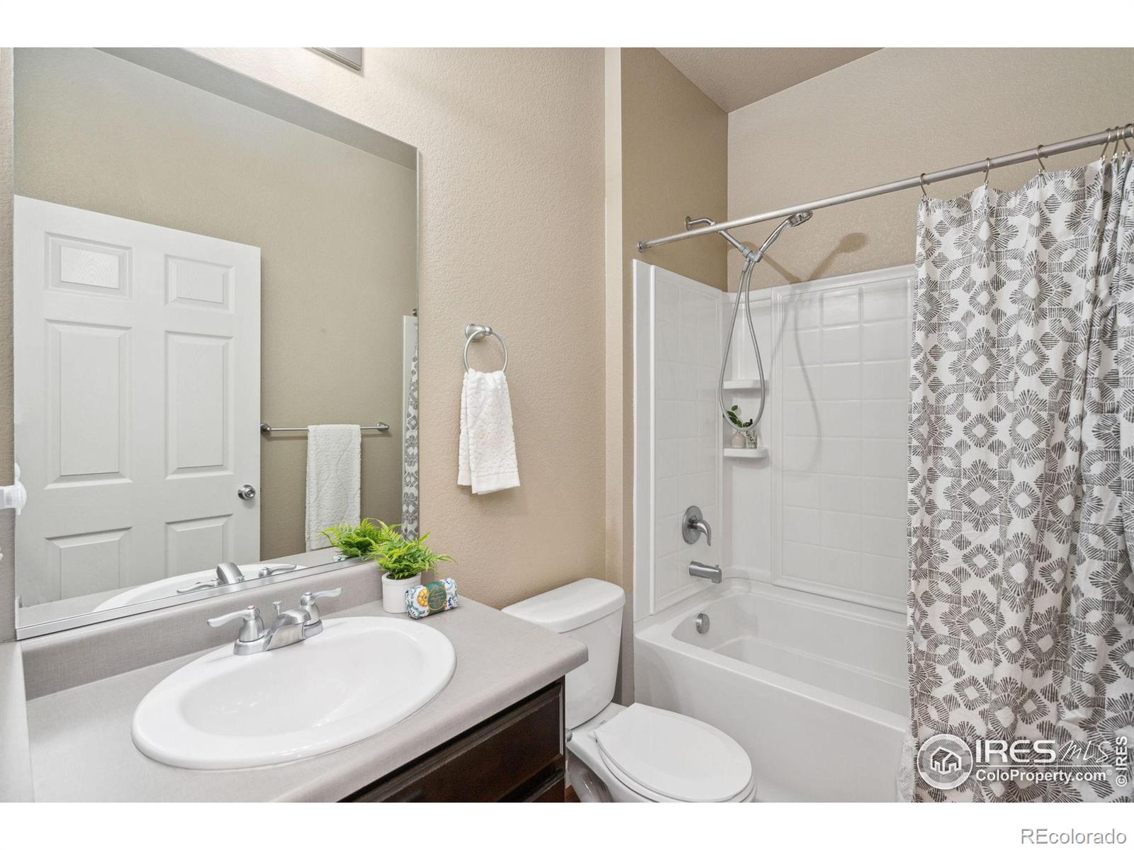MLS Image #15 for 1542  taplow drive,windsor, Colorado