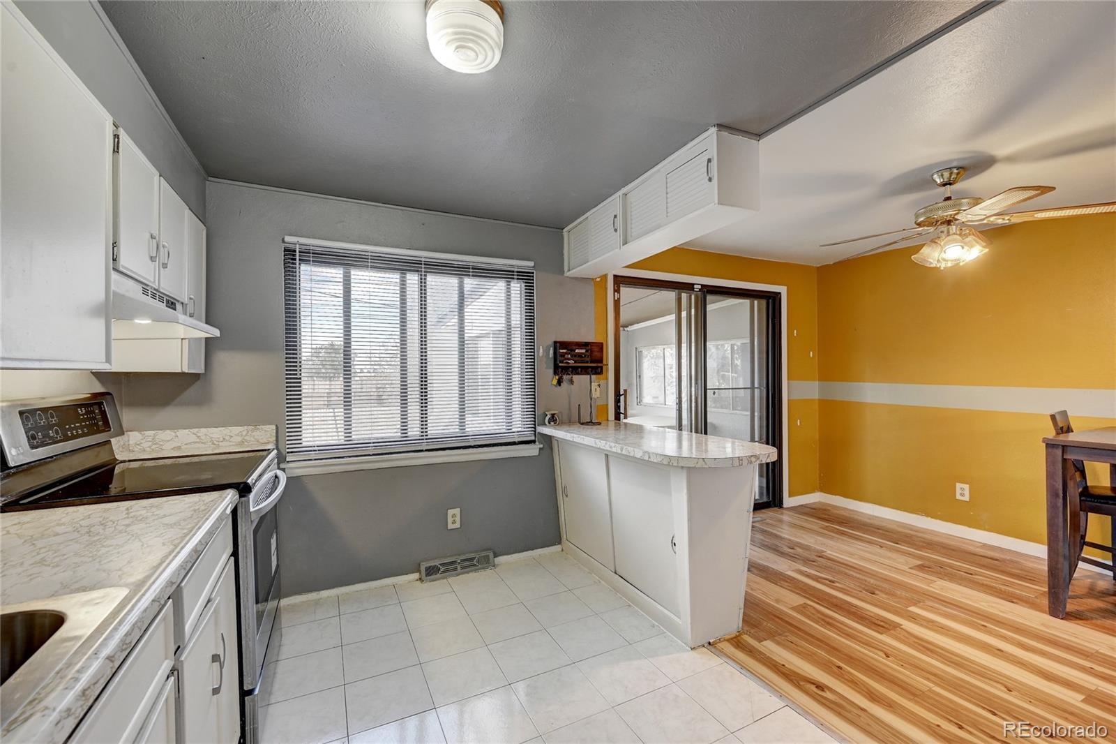 MLS Image #8 for 13969 e 32nd place,aurora, Colorado