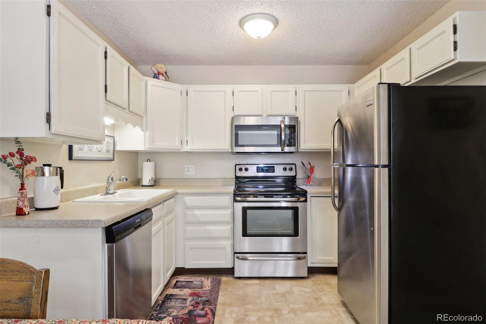 MLS Image #3 for 3164 s wheeling way 304,aurora, Colorado