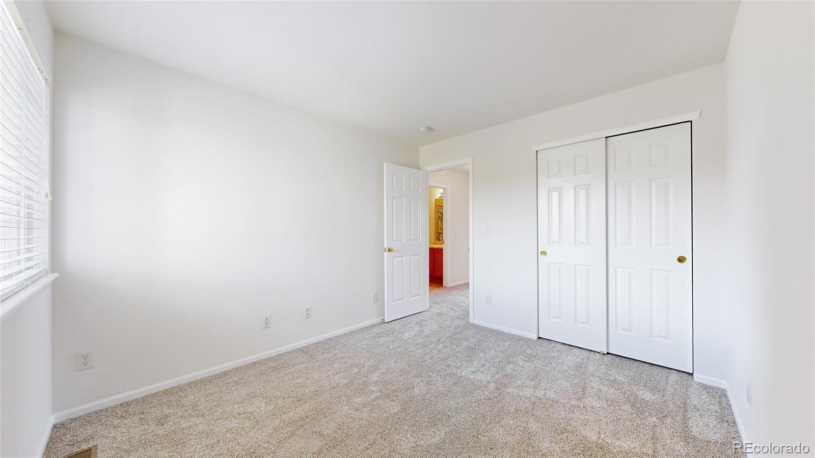 MLS Image #10 for 5653 s yakima street,aurora, Colorado