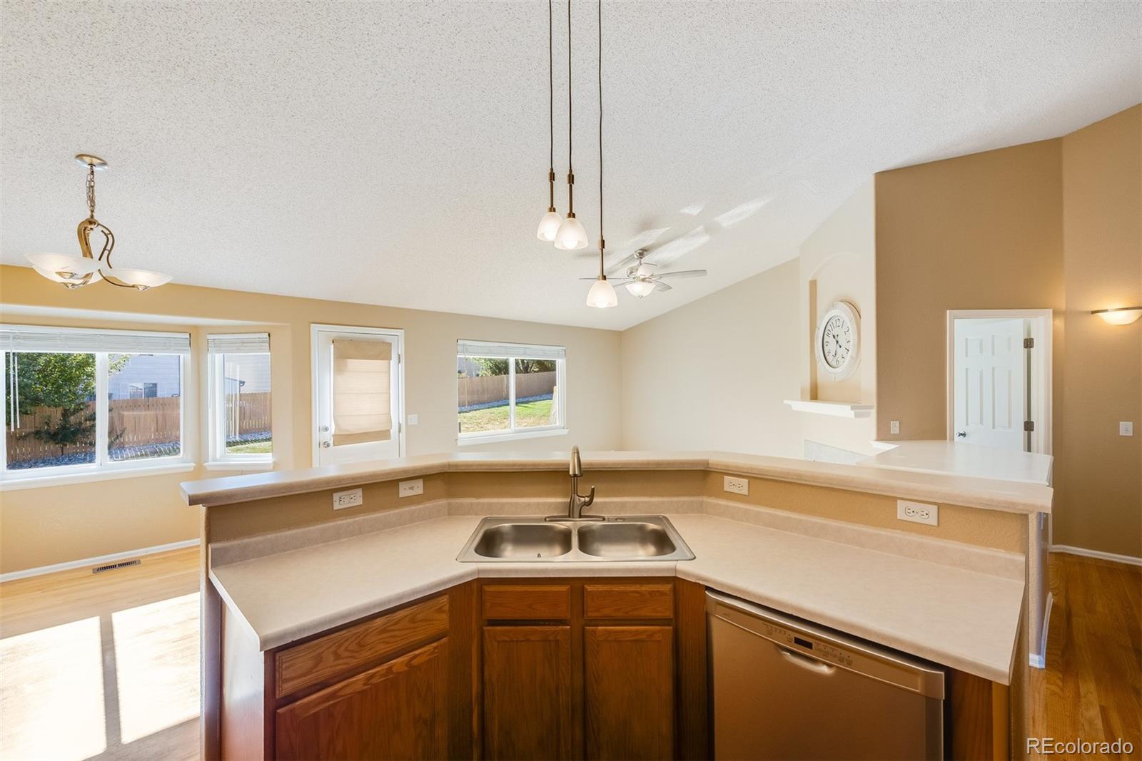 MLS Image #7 for 4394 s genoa court,centennial, Colorado