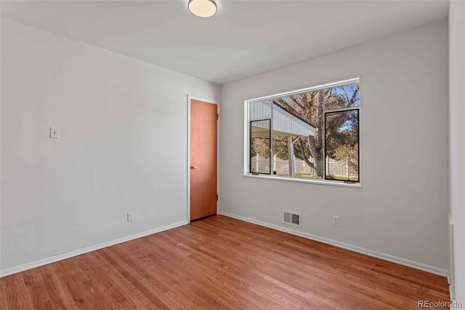 MLS Image #10 for 2991 s holly place,denver, Colorado