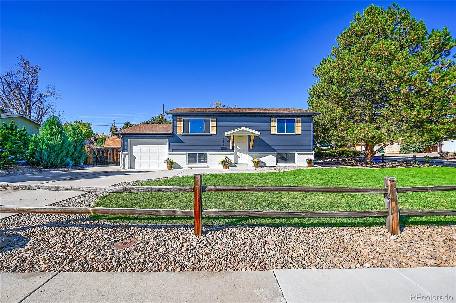 CMA Image for 6905 S Dexter Street,Centennial, Colorado