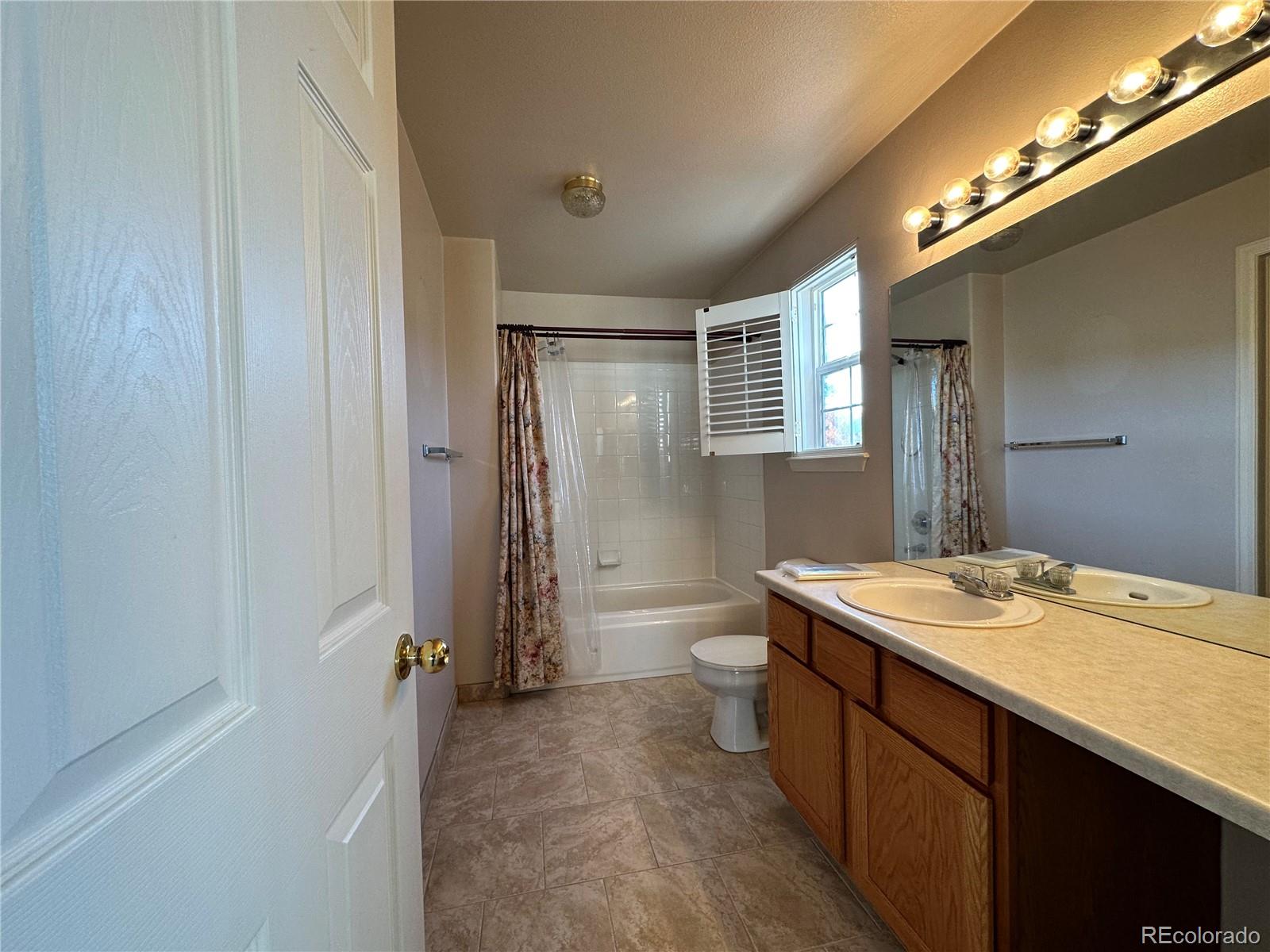 MLS Image #15 for 1077 w 112th avenue a,westminster, Colorado
