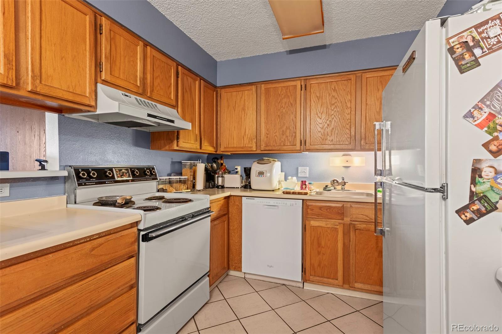 MLS Image #5 for 3325 s ammons street,lakewood, Colorado