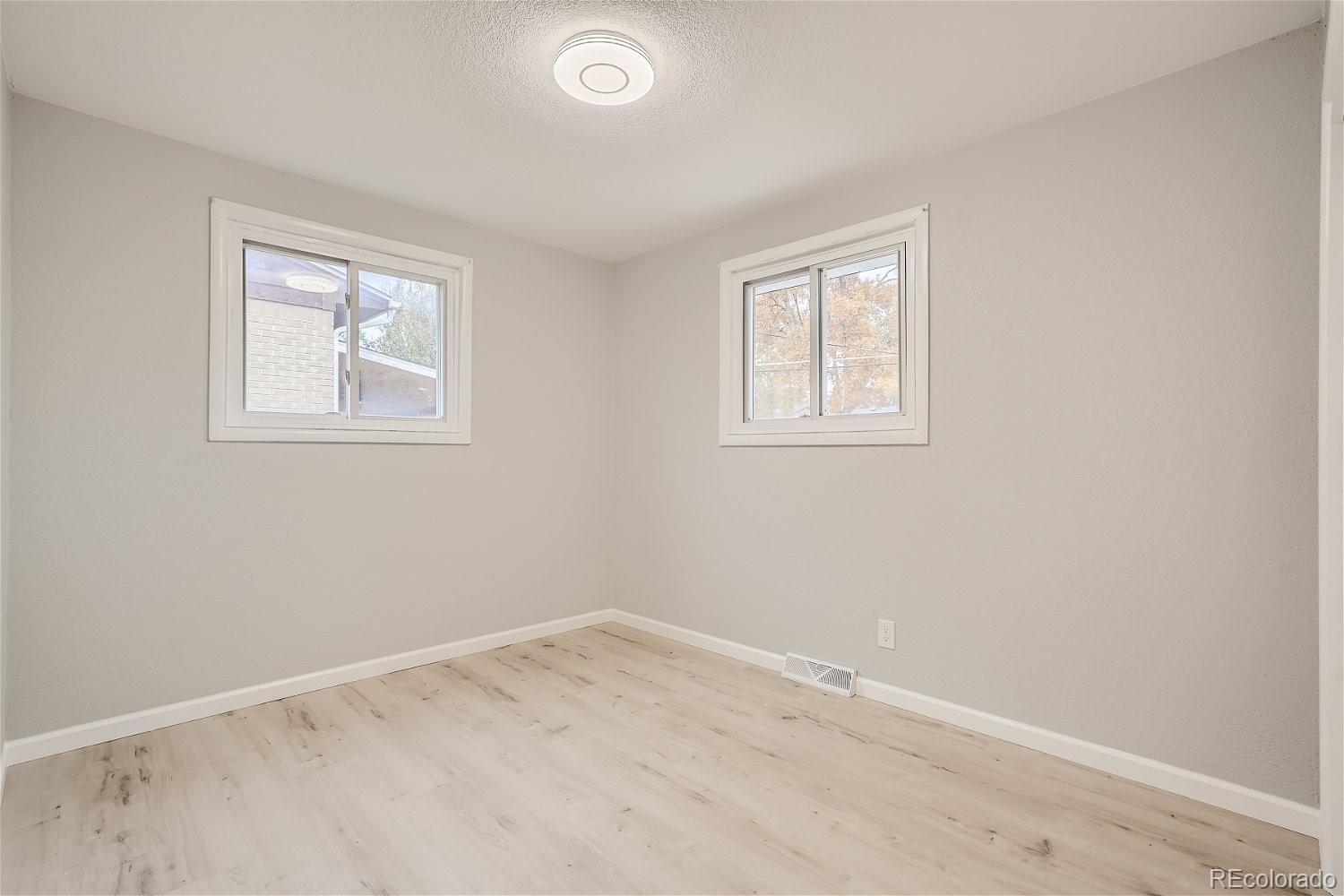 MLS Image #11 for 7646  vallejo street,denver, Colorado