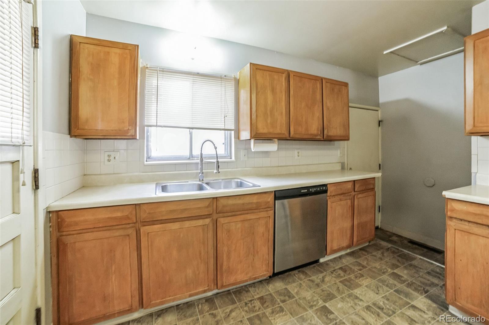 MLS Image #14 for 1853 s urban way,lakewood, Colorado