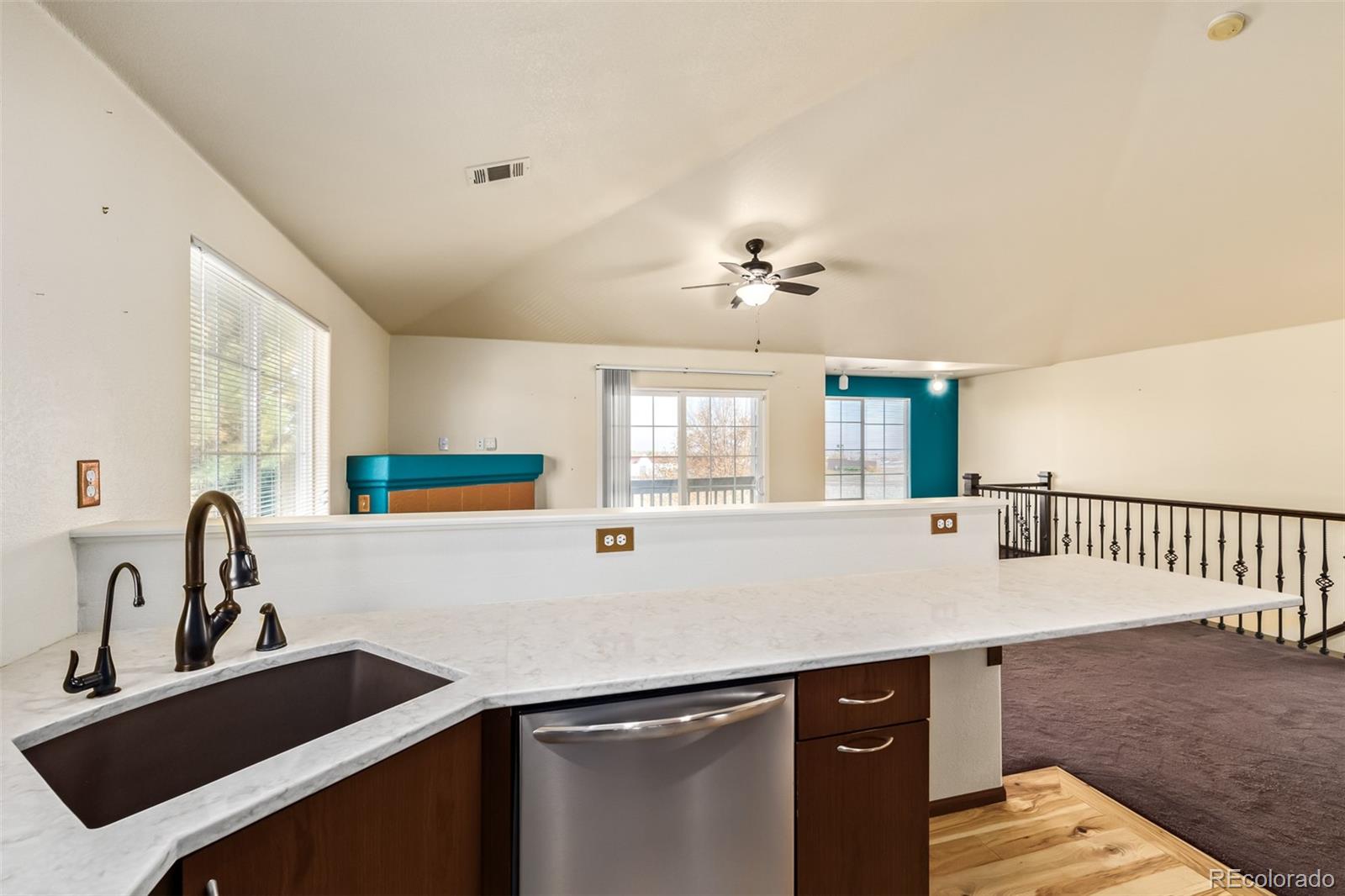 MLS Image #14 for 3281 e 103rd place 1407,thornton, Colorado