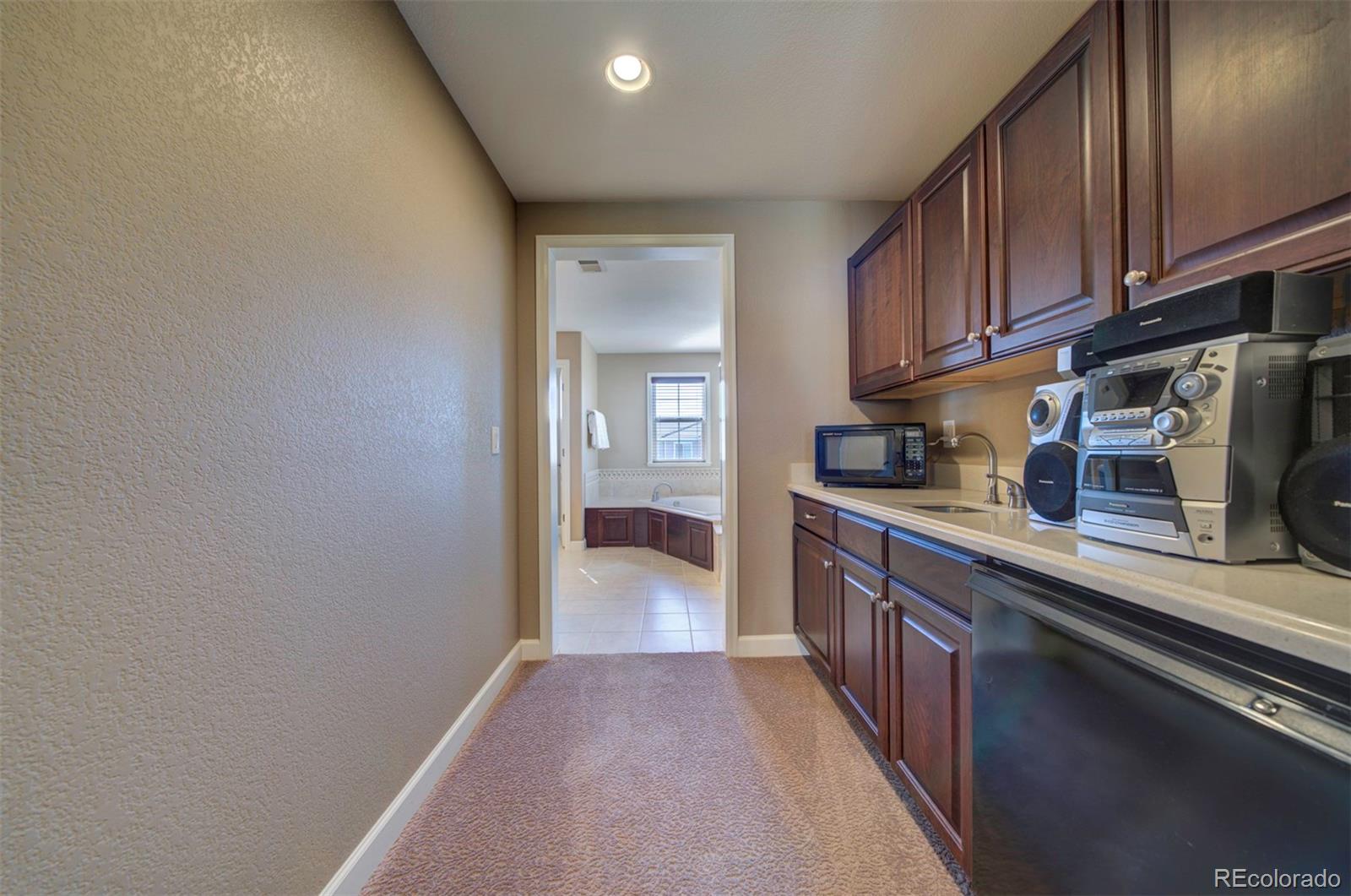 MLS Image #28 for 848  spectrum loop,colorado springs, Colorado