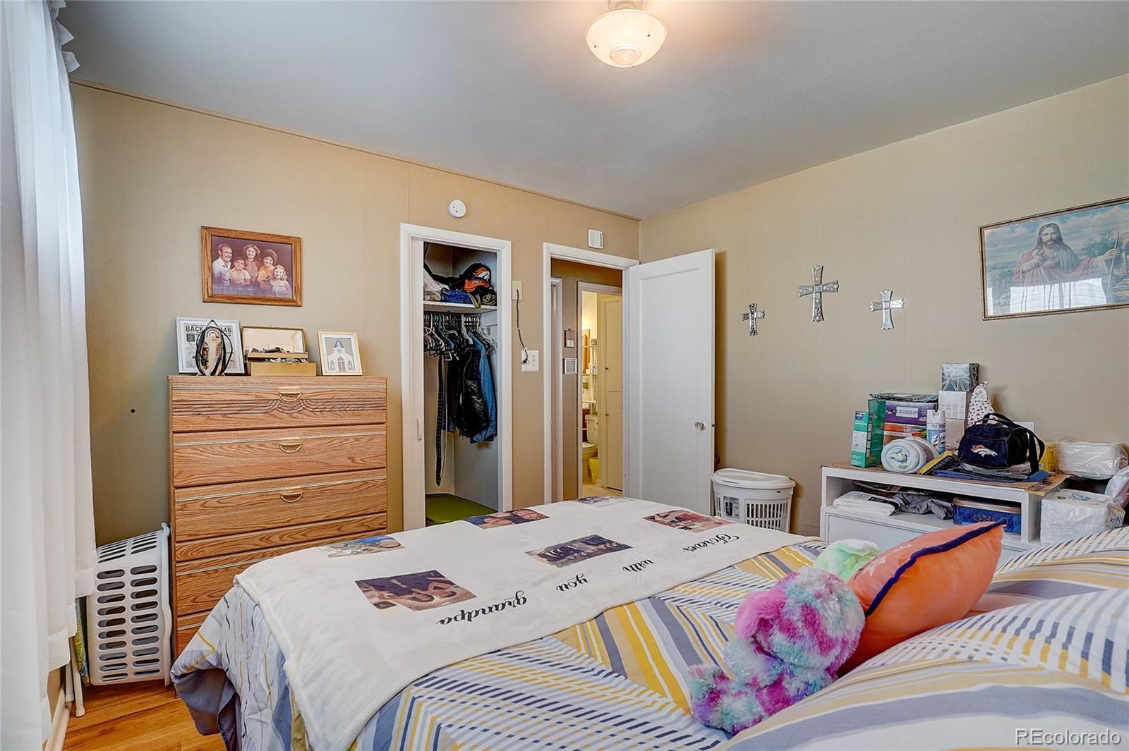 MLS Image #17 for 2630 s knox court,denver, Colorado