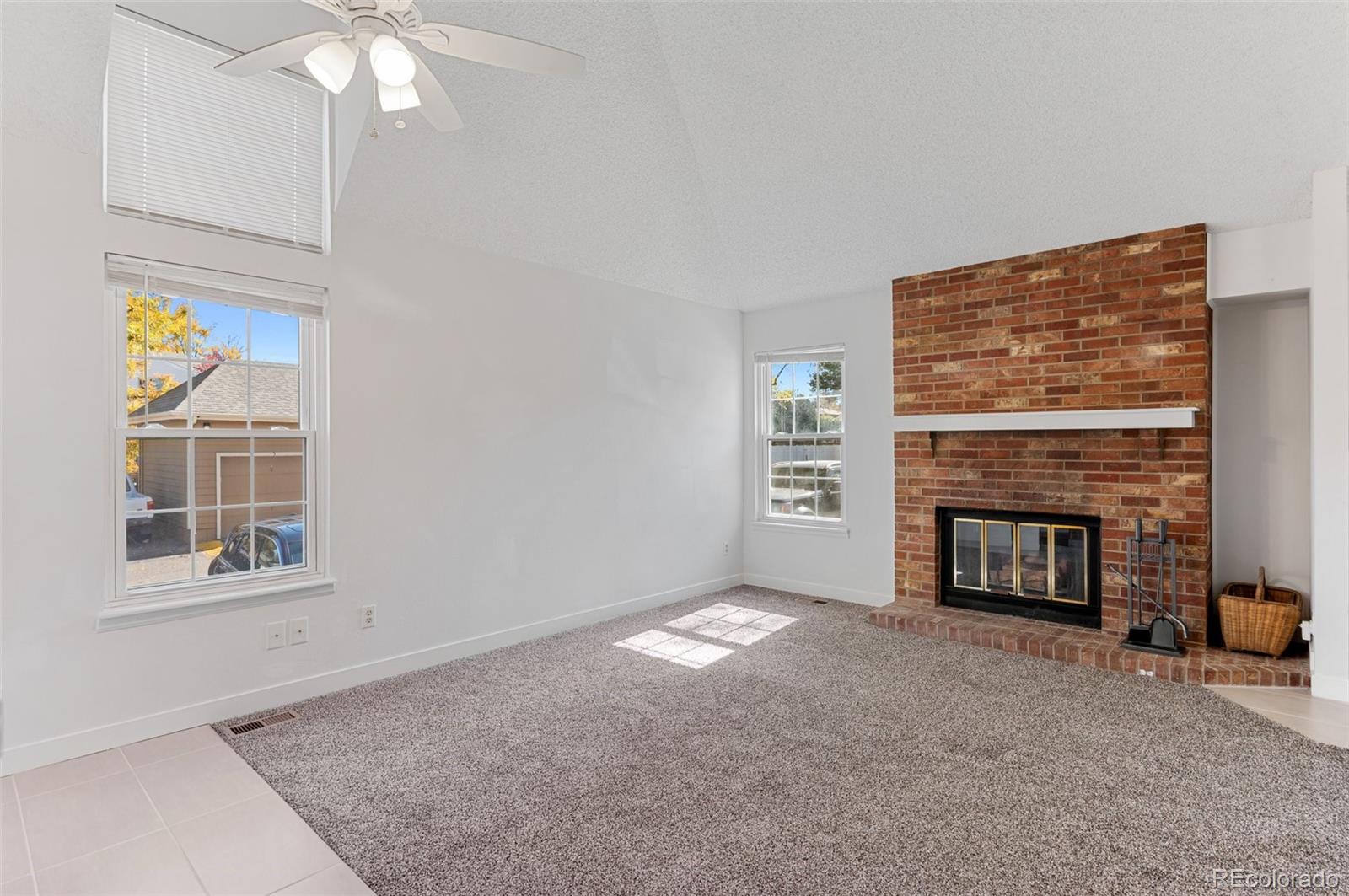 MLS Image #4 for 14303 e dickinson drive,aurora, Colorado