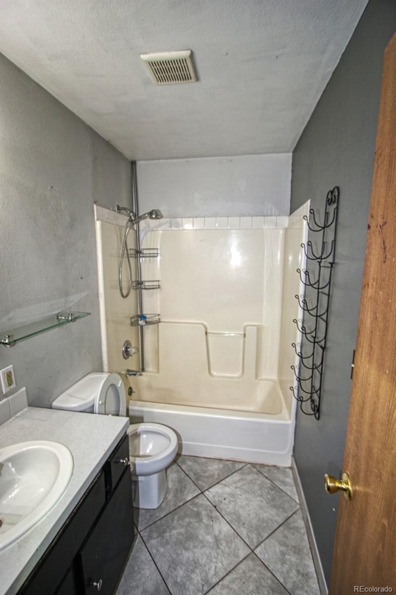 MLS Image #10 for 310  suzann street,wiggins, Colorado