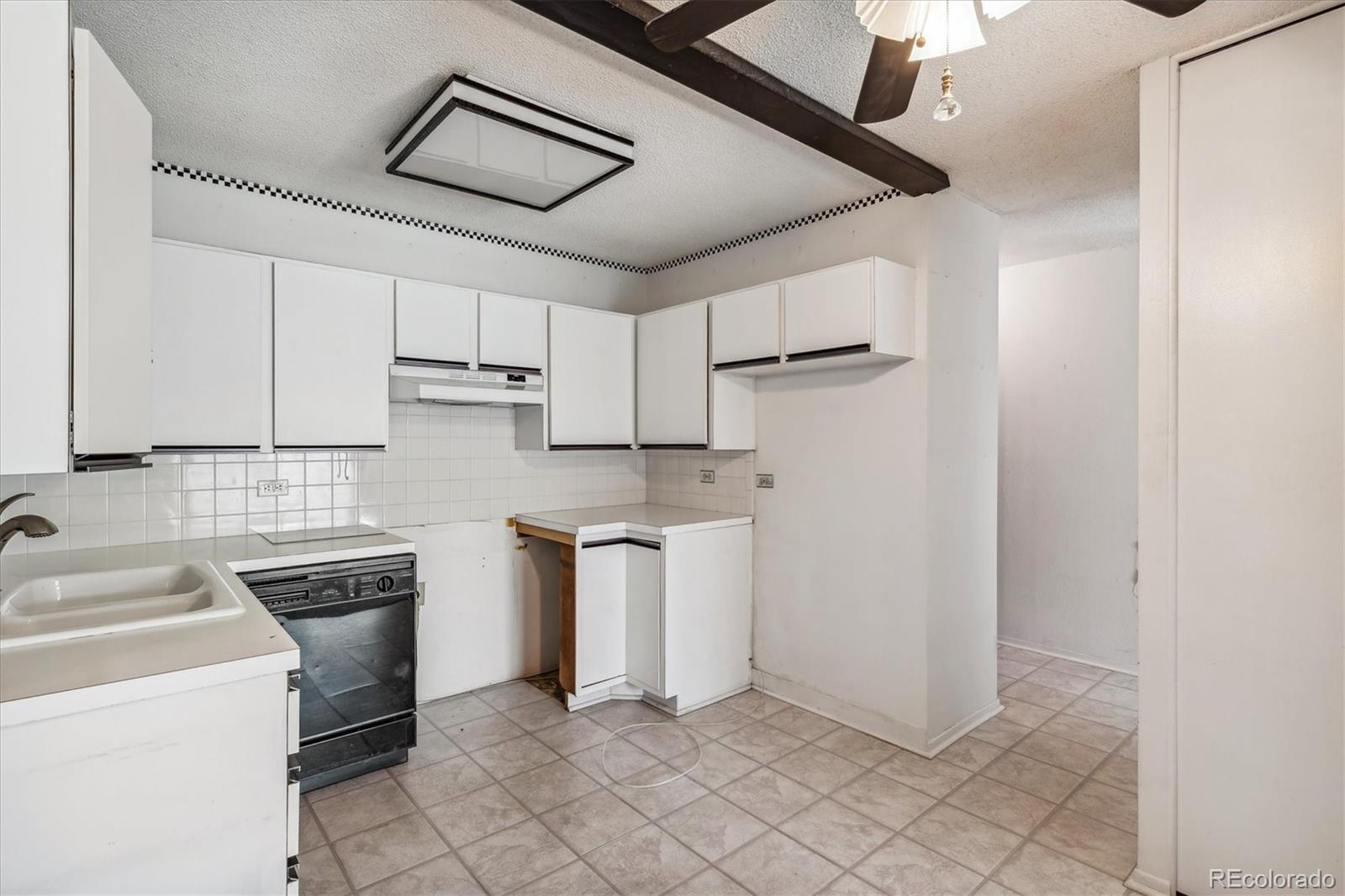 MLS Image #5 for 775 s alton way 4b,denver, Colorado