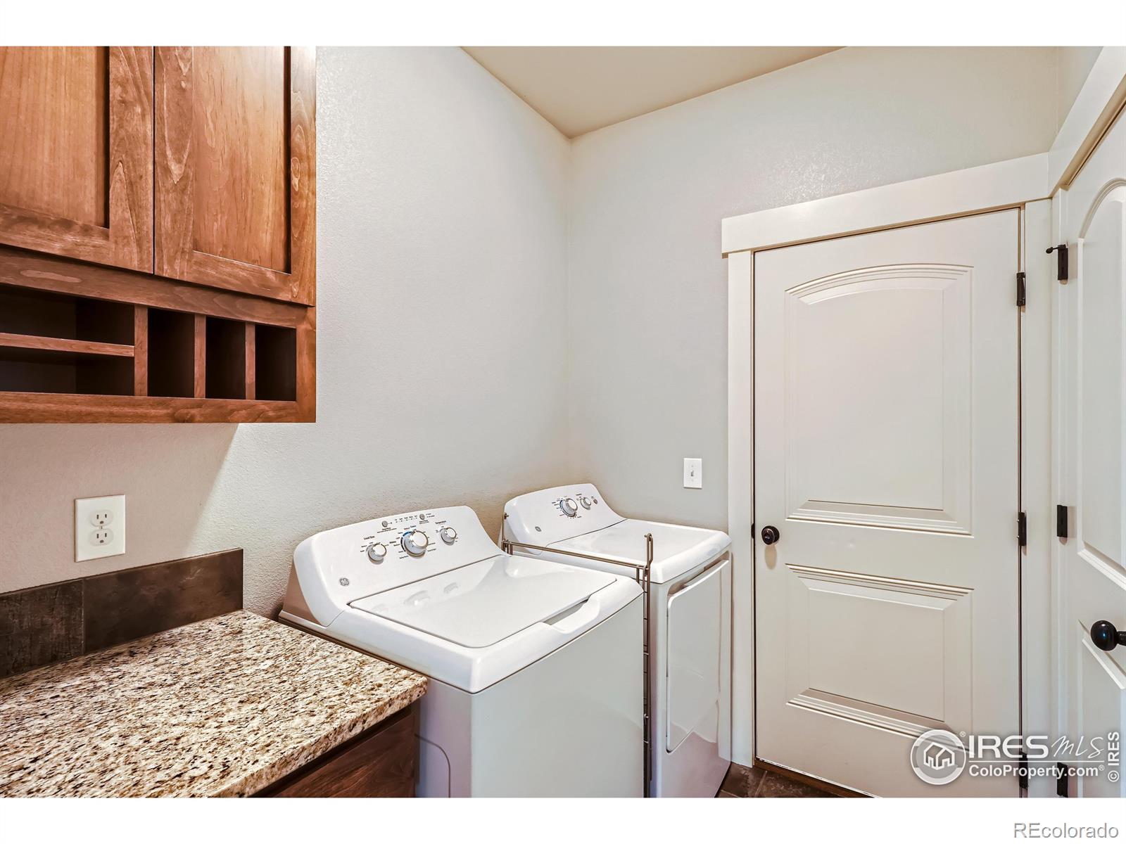 MLS Image #12 for 3108  lower loop drive,fort collins, Colorado