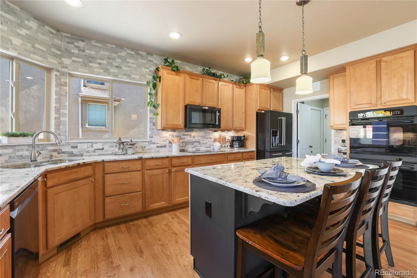 MLS Image #10 for 1392  oakmont drive,colorado springs, Colorado