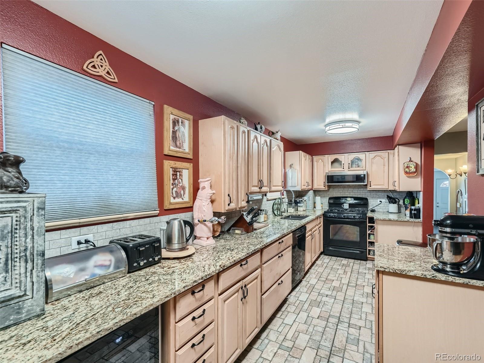 MLS Image #14 for 1301  emporia street,aurora, Colorado