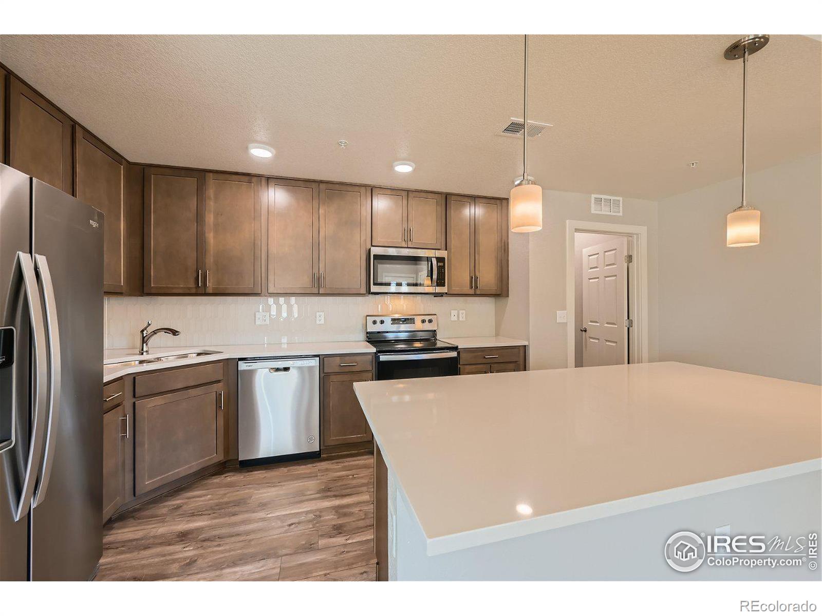 MLS Image #6 for 2417  calais drive,longmont, Colorado