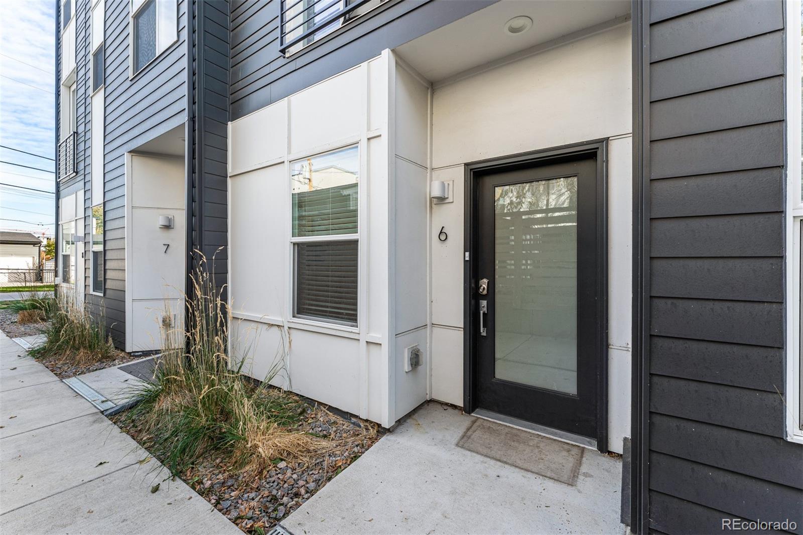 MLS Image #3 for 1826  irving street 6,denver, Colorado