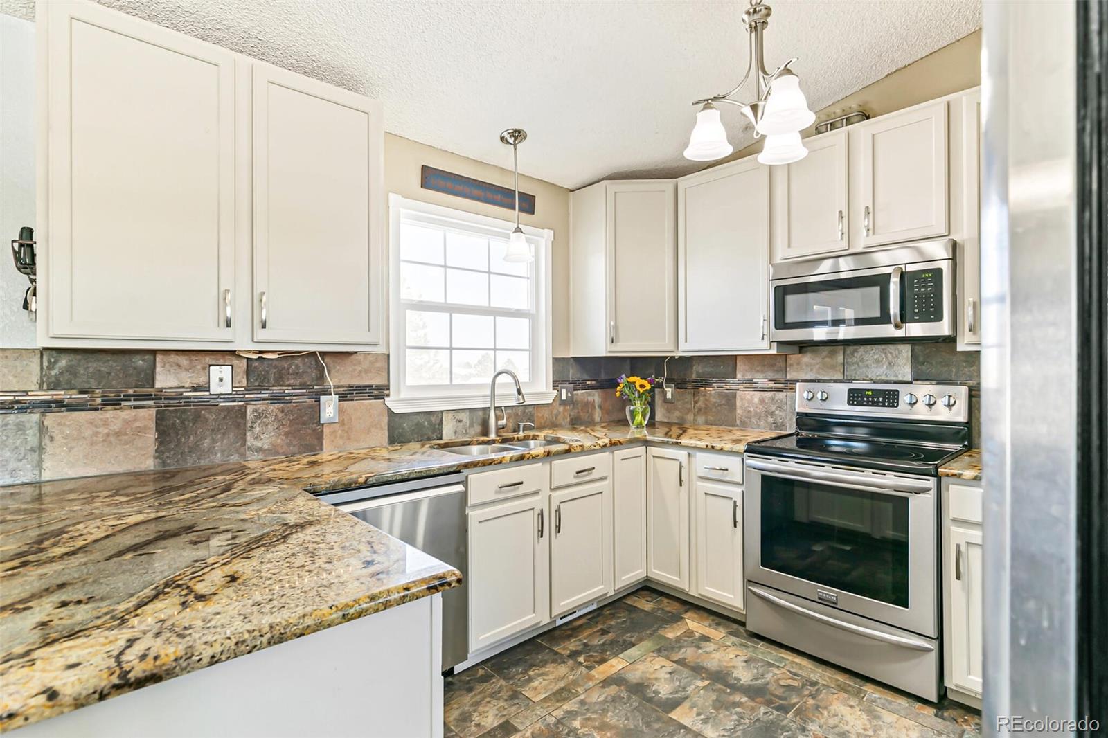 MLS Image #12 for 34156  columbine trail,elizabeth, Colorado