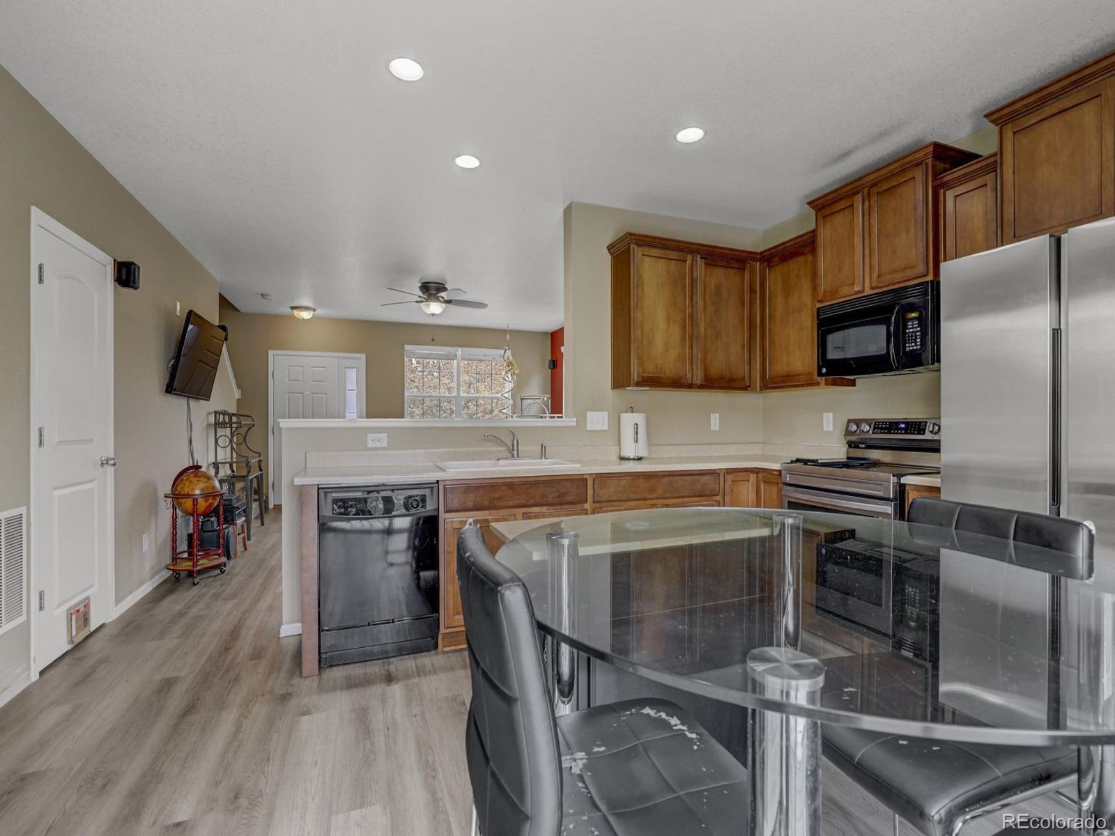 MLS Image #6 for 11036  oakland drive,commerce city, Colorado