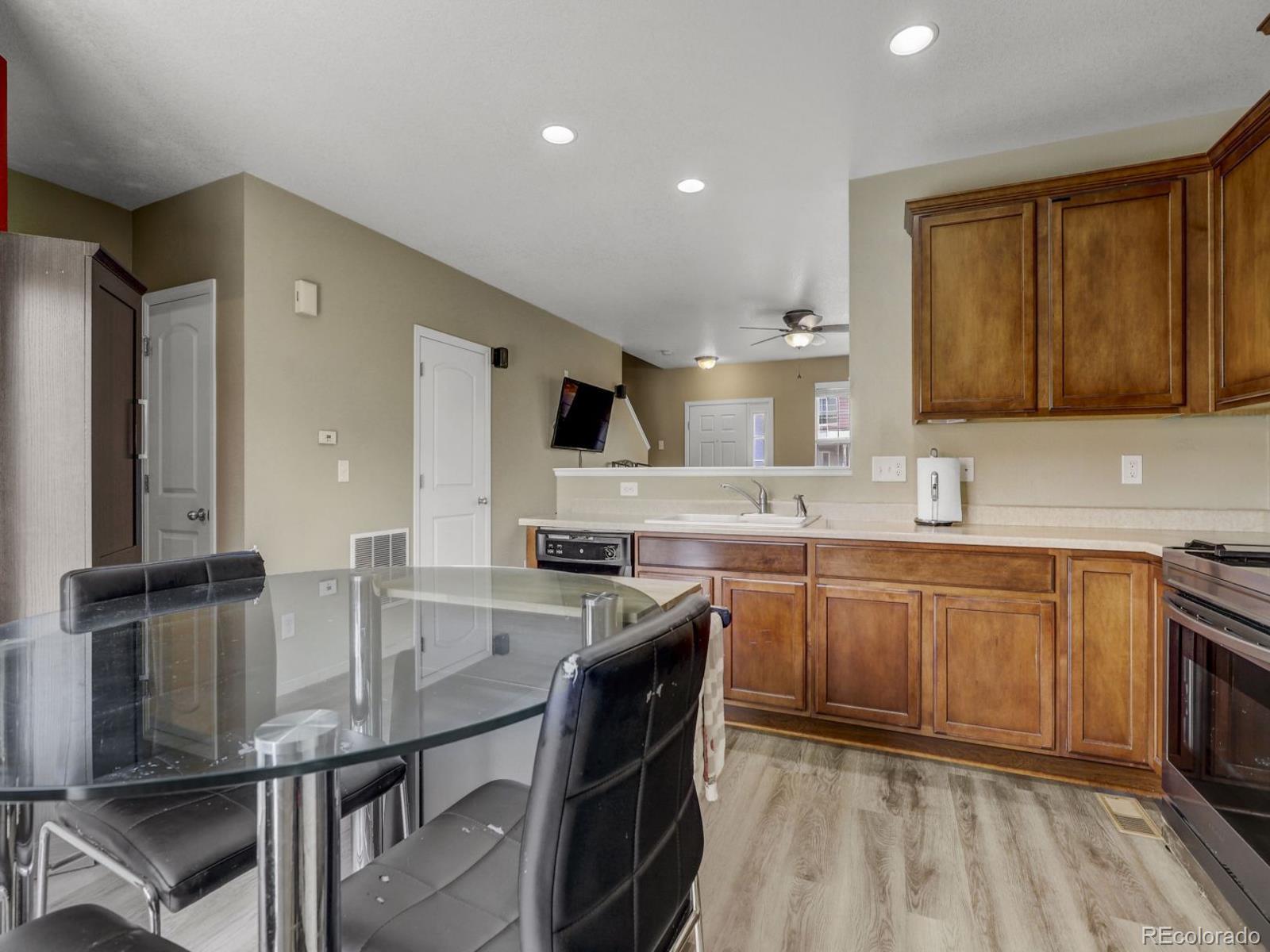 MLS Image #7 for 11036  oakland drive,commerce city, Colorado