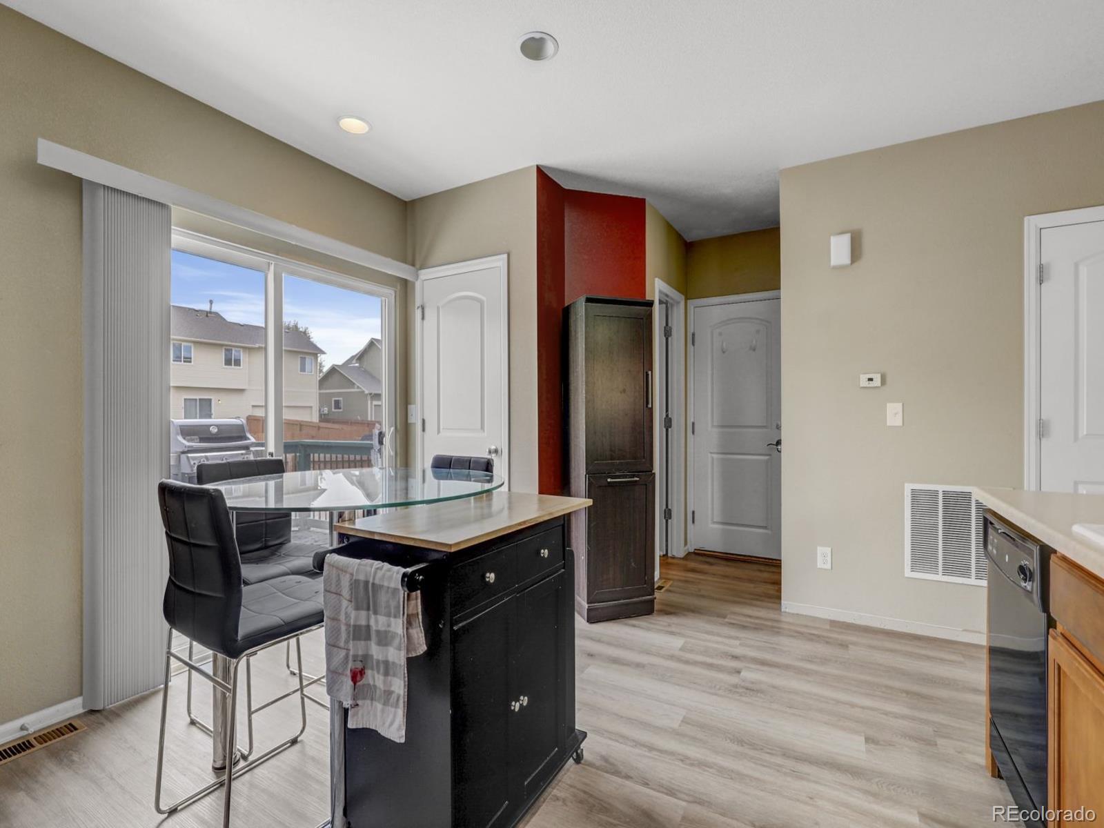 MLS Image #8 for 11036  oakland drive,commerce city, Colorado