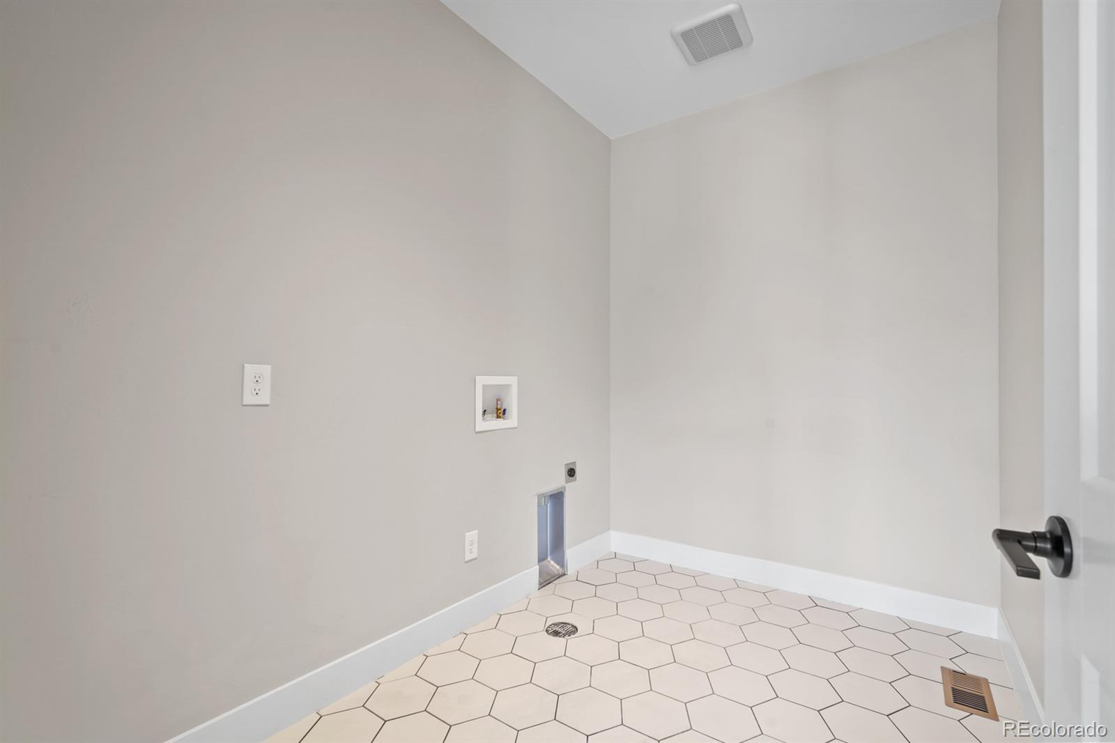 MLS Image #29 for 25  huntington beach drive,colorado springs, Colorado