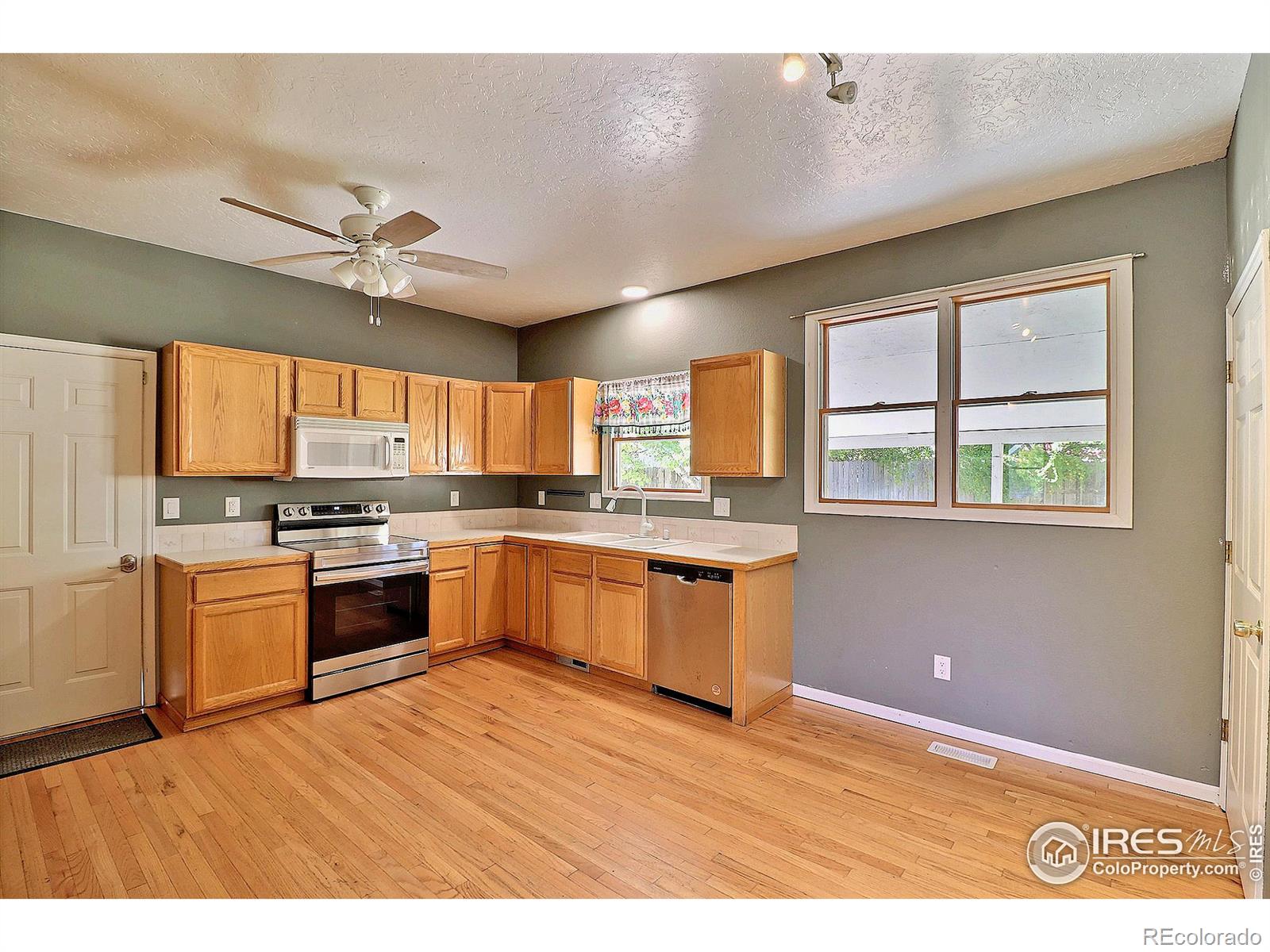 MLS Image #8 for 1237  51st ave ct,greeley, Colorado