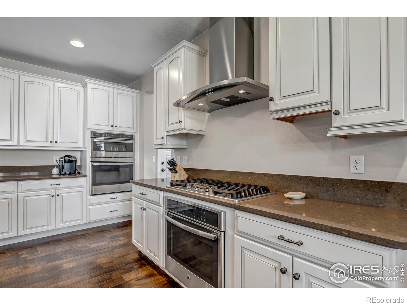 MLS Image #3 for 585  polaris circle,erie, Colorado