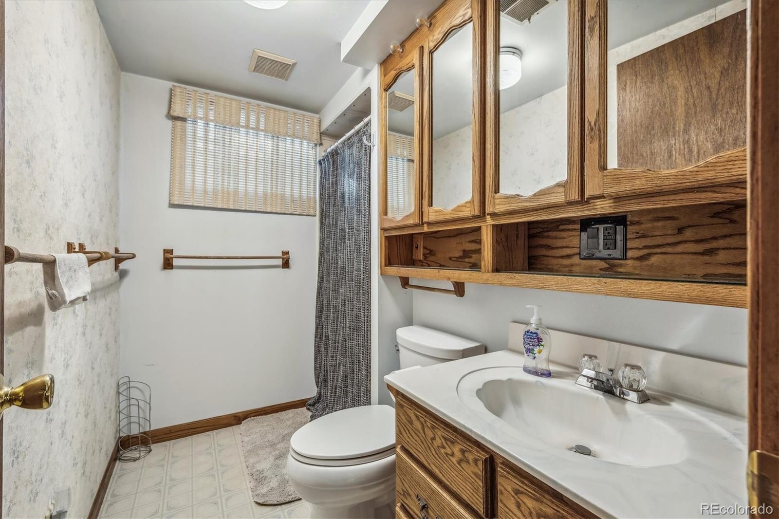 MLS Image #11 for 319 s 4th street,la salle, Colorado